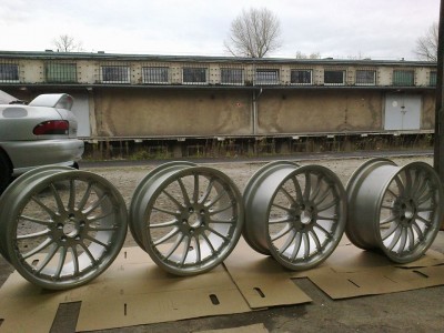 18tki felgi.jpg (122.11 KiB) Przejrzano 338 razy 18tki felgi.jpg