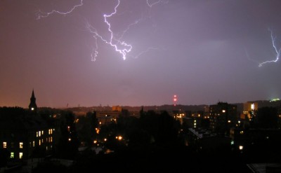 piorun1.jpg (59.53 KiB) Przejrzano 663 razy piorun1.jpg