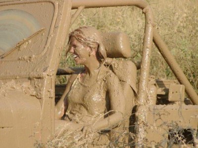 girl-jeep-mud.jpg