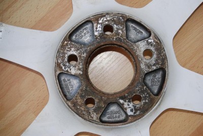 Rays Volk TE37 Wheel 16x7 5x100. 6.JPG