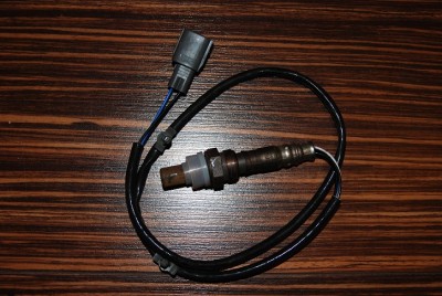 sonda lambda Subaru newage.jpg