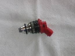 side feed injectors.jpg